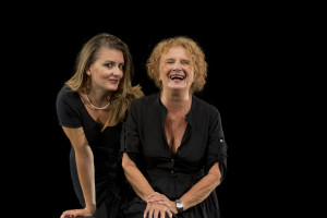 “Due donne che ballano” in scena Maria Grazia Sughi ed Eleonora Giua