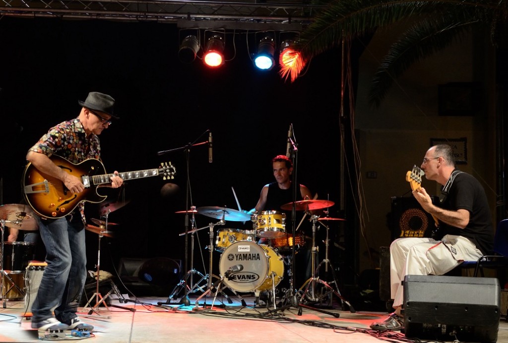 Roberto Deidda Trio (m)