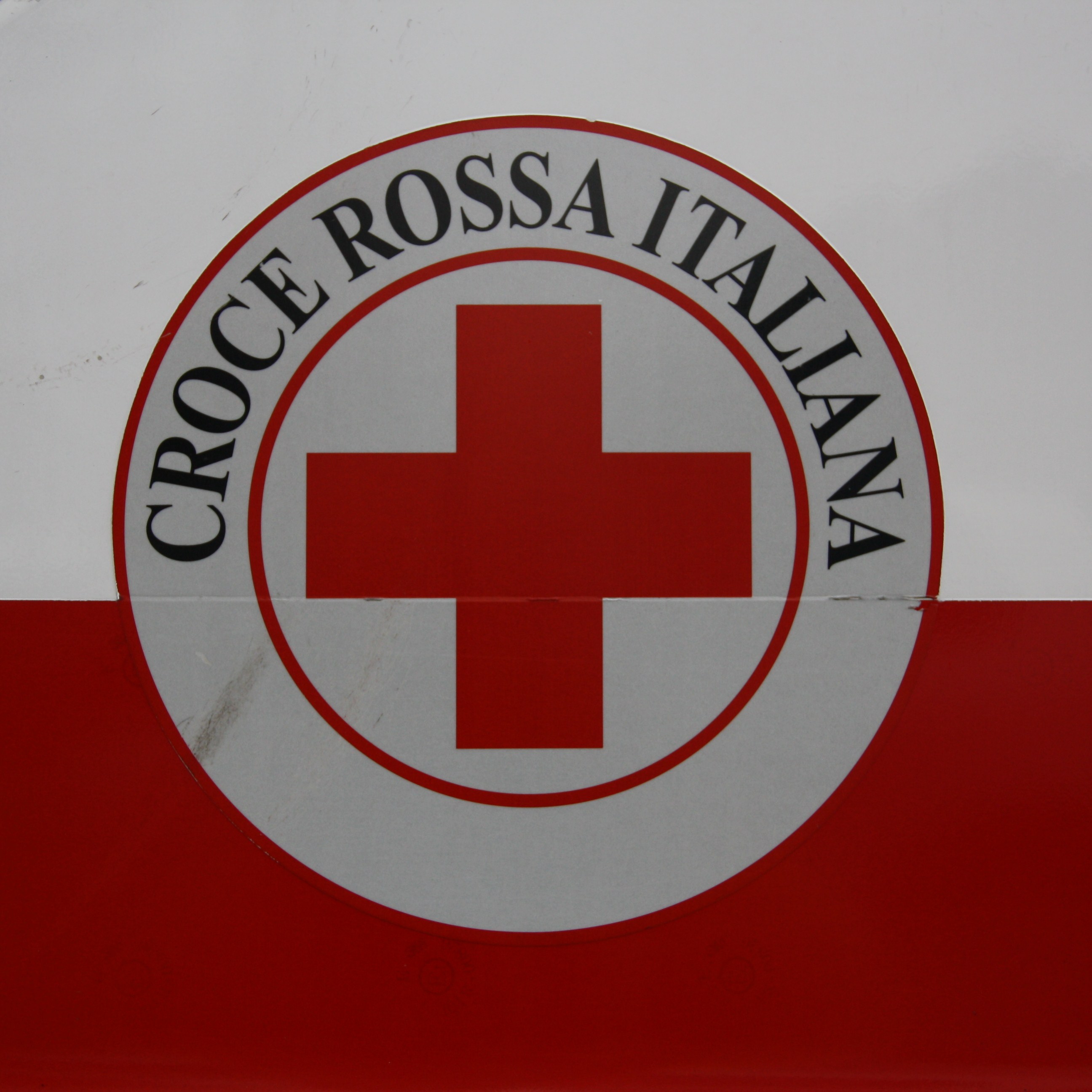 Croce-Rossa-Emblema-RivistaDonna.com