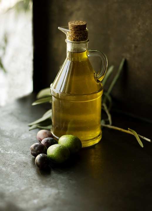 Olio-d'Oliva-RivistaDonna.com